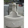 Fontana a colonna in granito